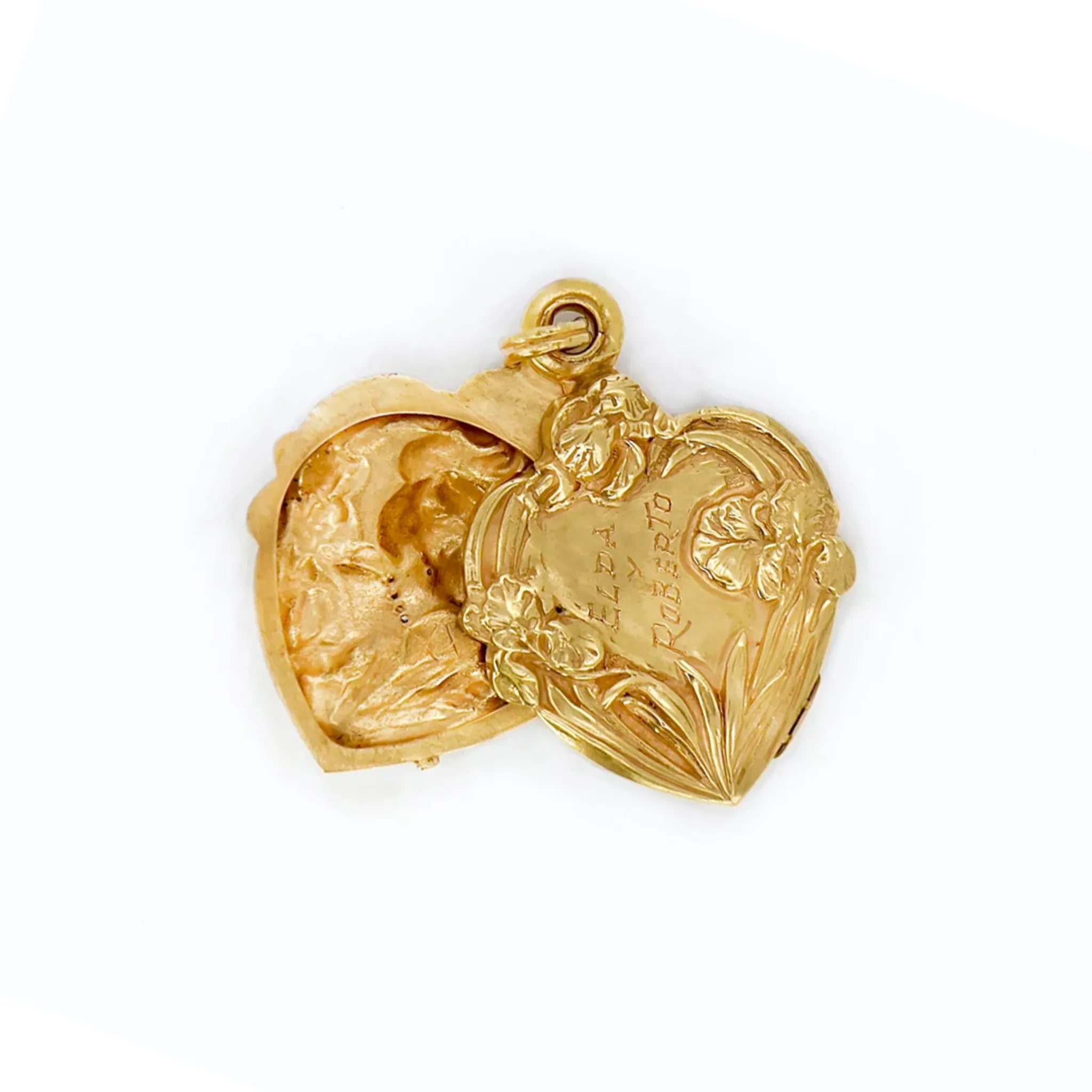 Art Nouveau 14KT Yellow Gold Diamond Heart Locket