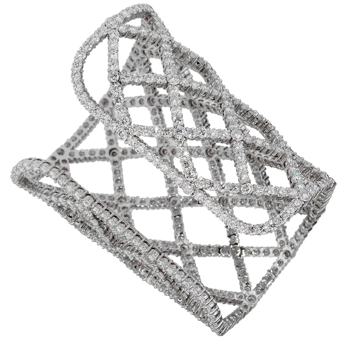 Boucheron 64.47ct Weave Diamond 18k White Gold Cuff