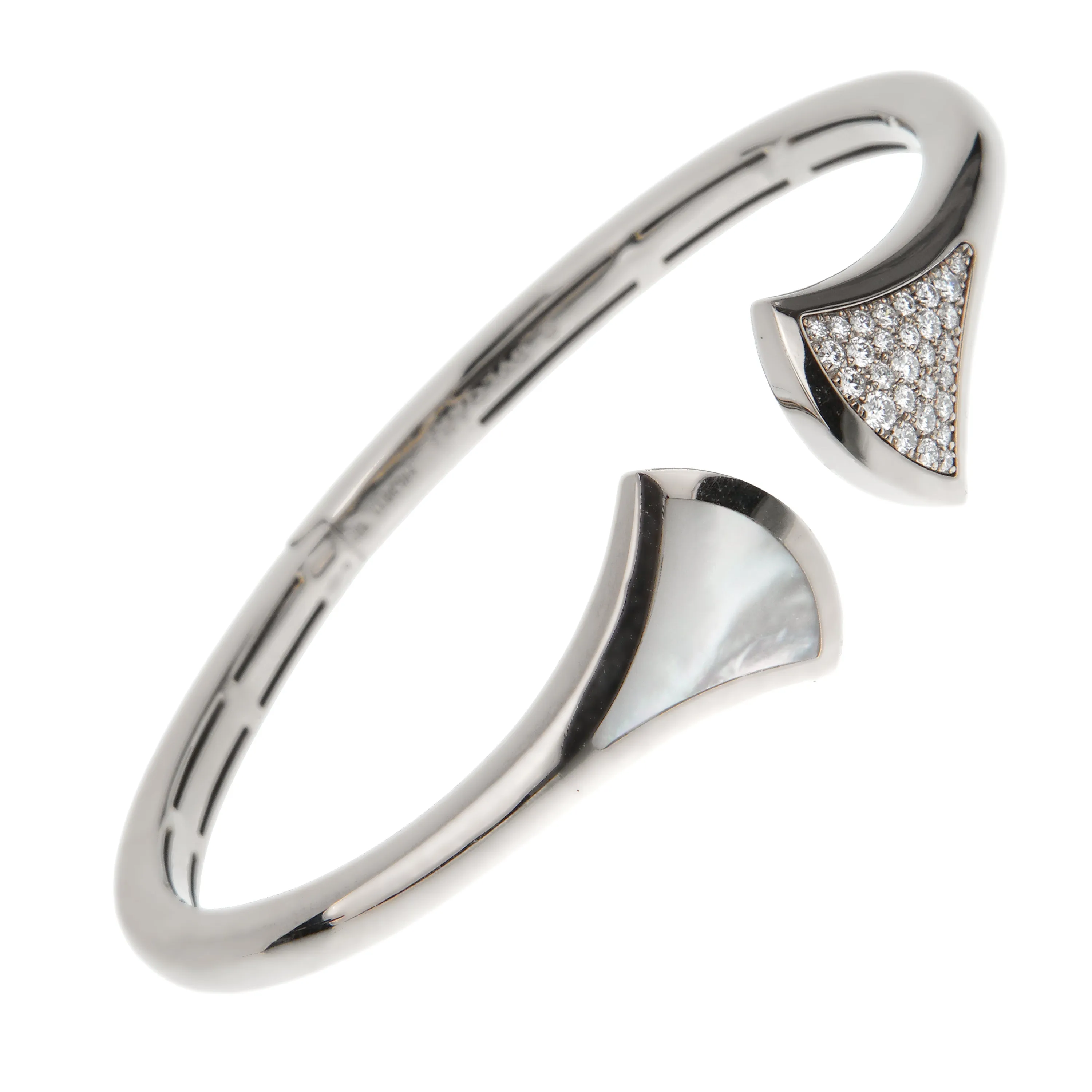 Bvlgari Divas Dream Diamond Mother of Pearl 18k White Gold Cuff Bangle