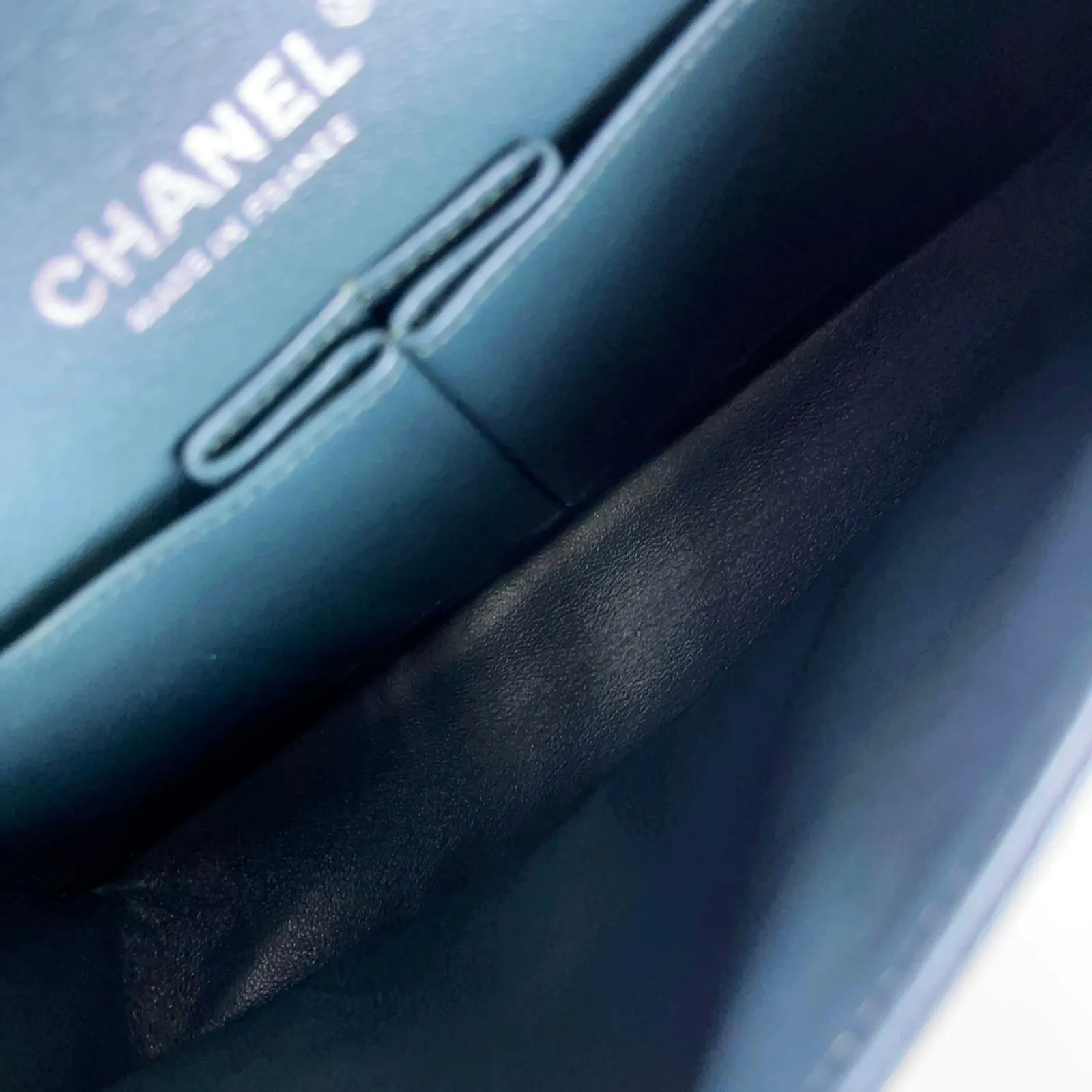 Chanel Timeless Classic Medium