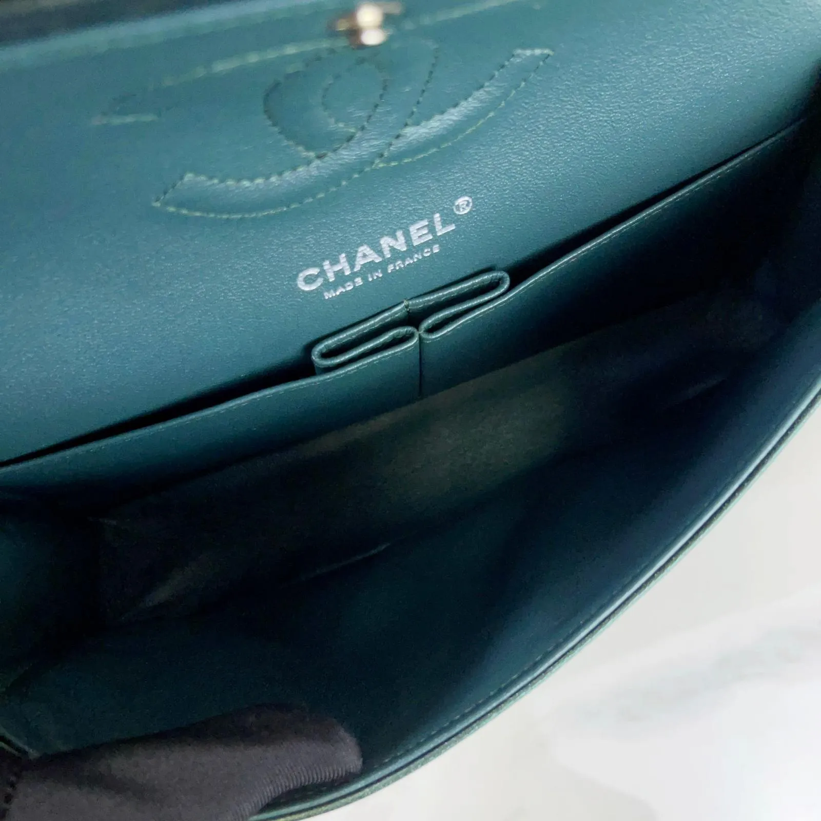 Chanel Timeless Classic Medium