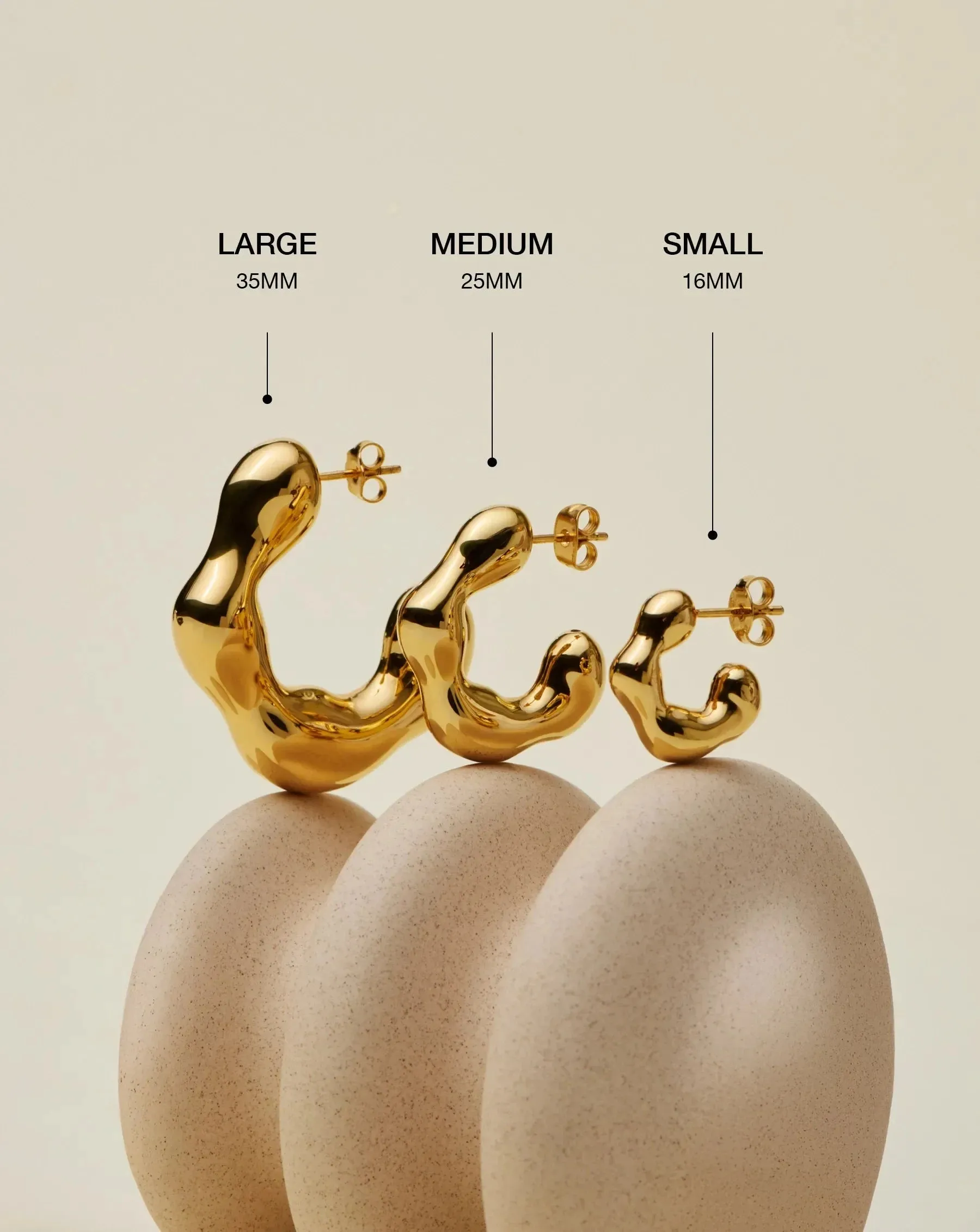 Eny Puffy Medium Hoop Earrings | 18k Gold Plated