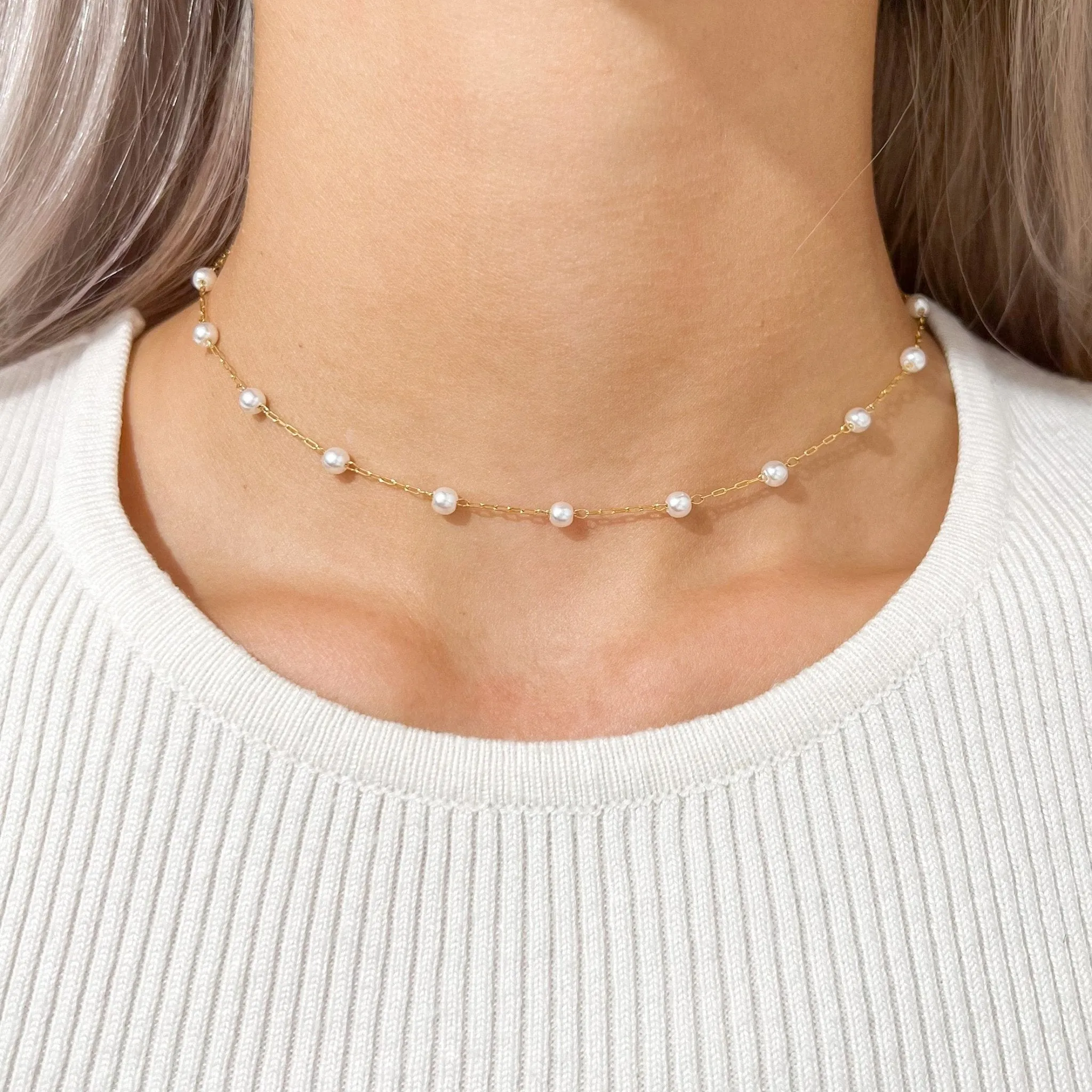Faux Pearl Choker Necklace