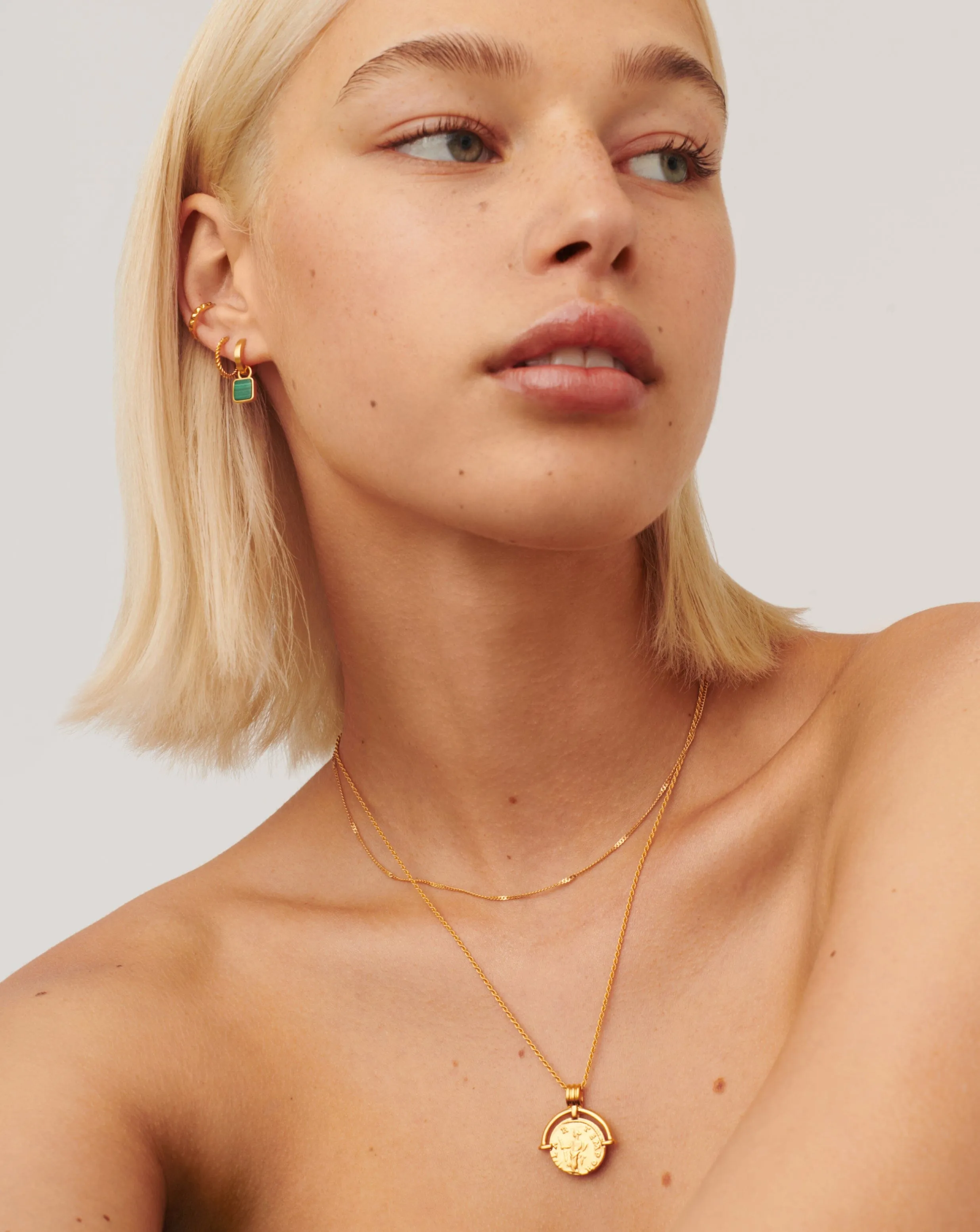 Isa Curb Chain Necklace