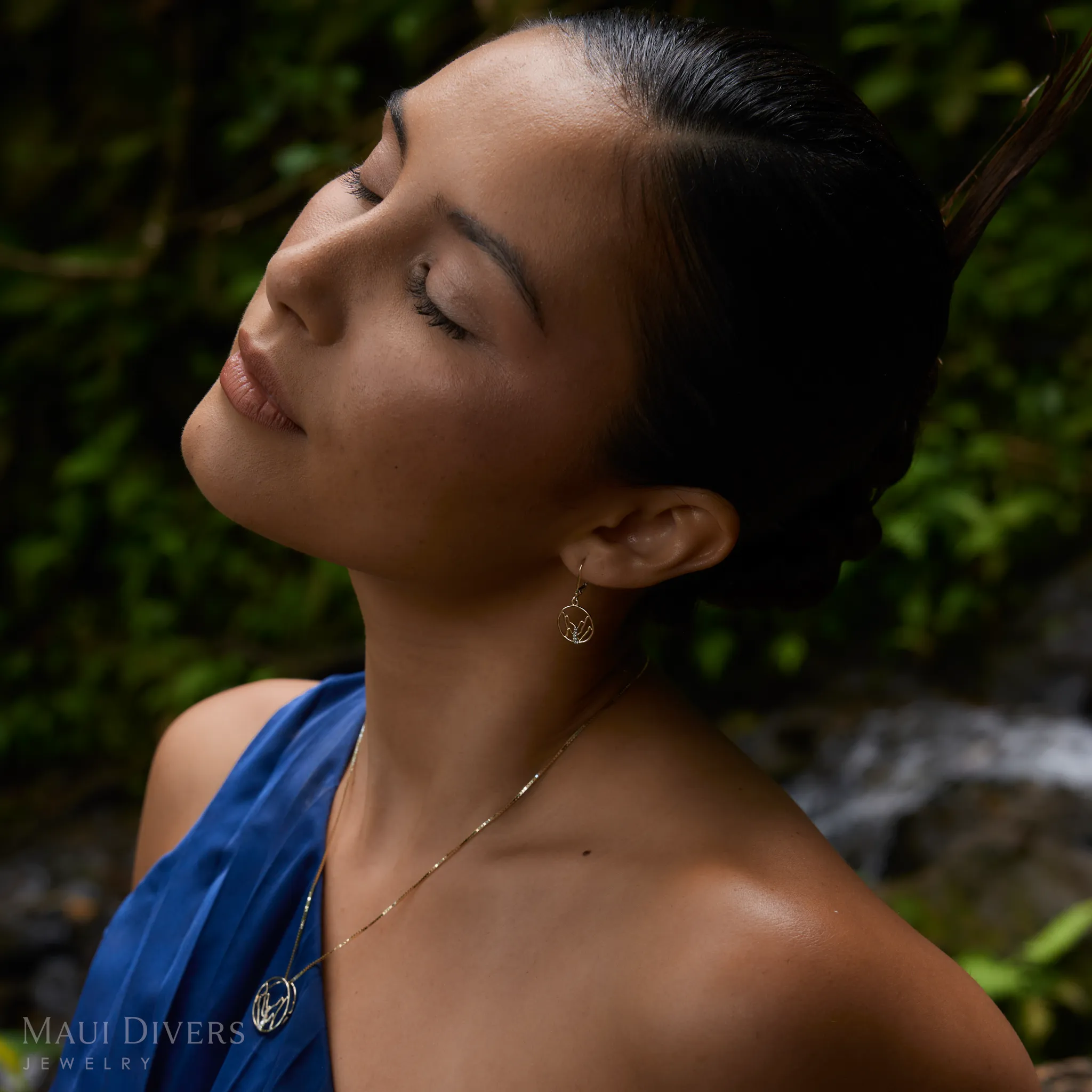 Koolau Waterfall Earrings in Gold with Diamonds - 13mm