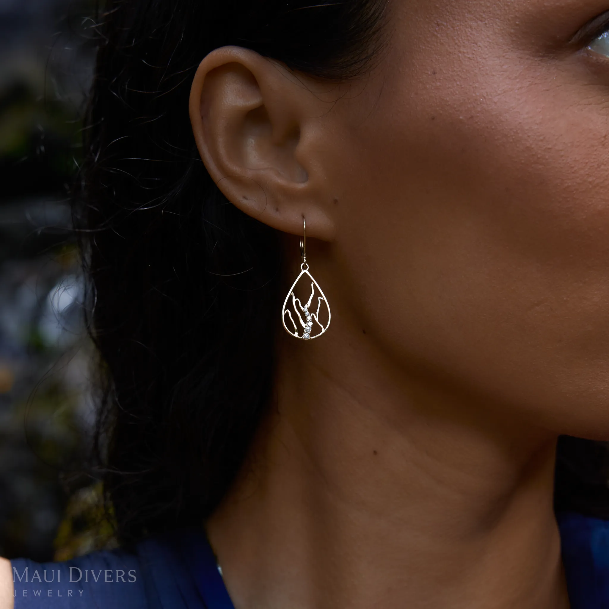 Koolau Waterfall Earrings in Gold with Diamonds - 21mm