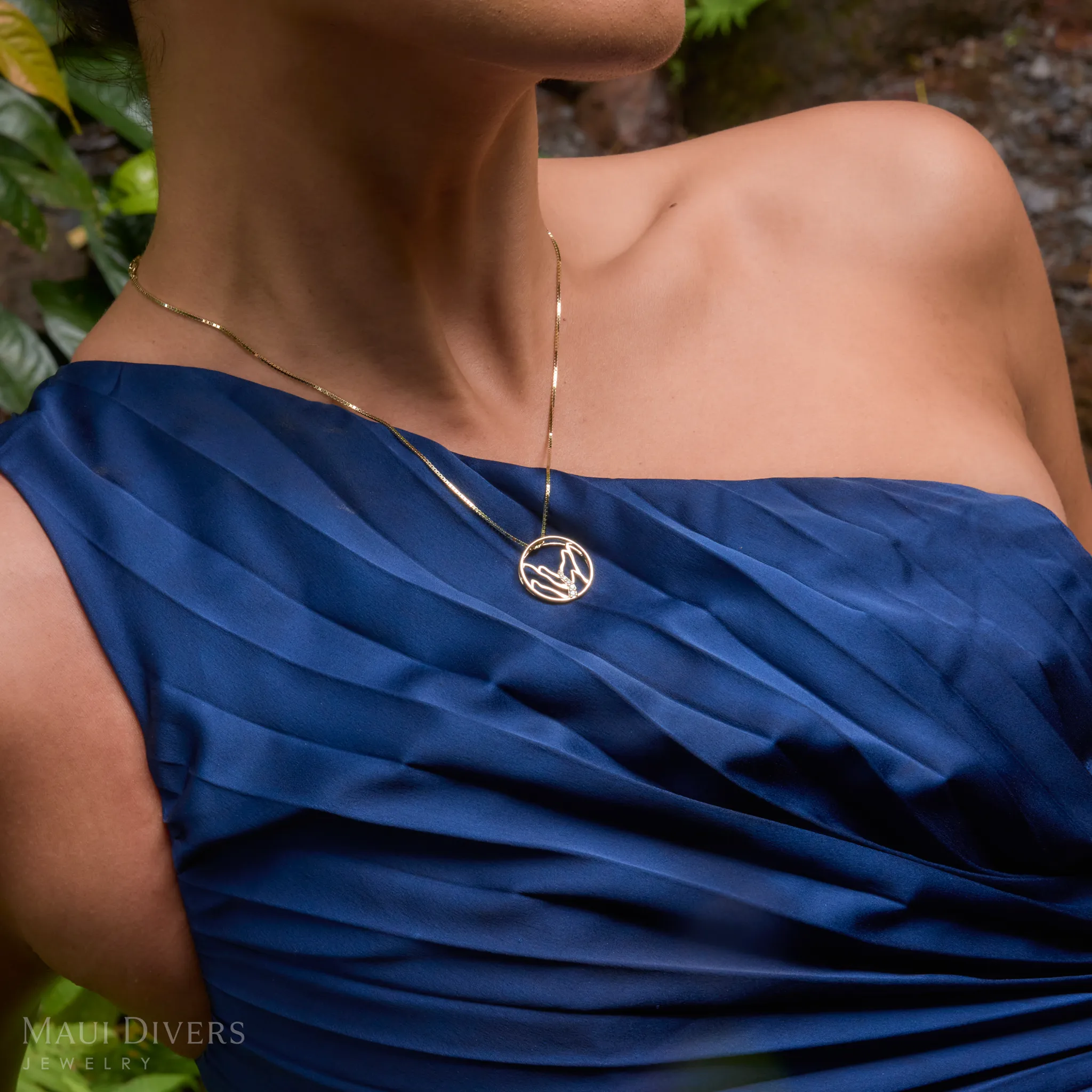 Koolau Waterfall Pendant in Gold with Diamonds - 20mm