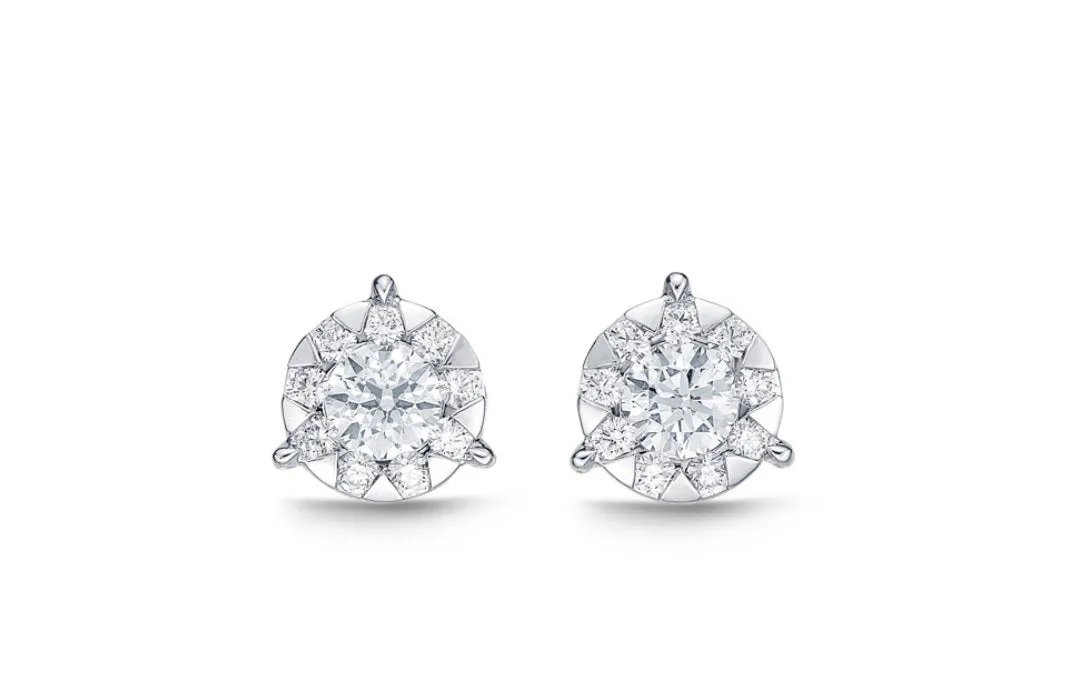 MEMOIRE-BOUQUET 3-PRONG STUDS .45-.52CTW (.15 CENTERS)Bouquet 3-Prong Studs .50ctw approx. (.15 centers) FEBQ12300008W72000