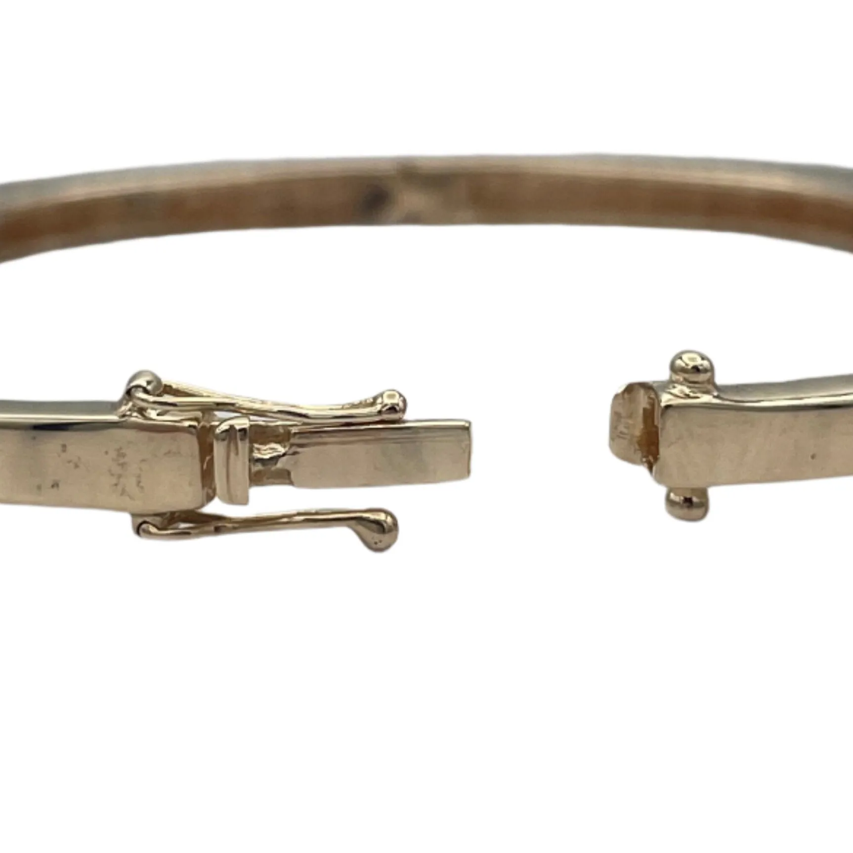 Vintage 14K yellow gold and diamonds bangle bracelet