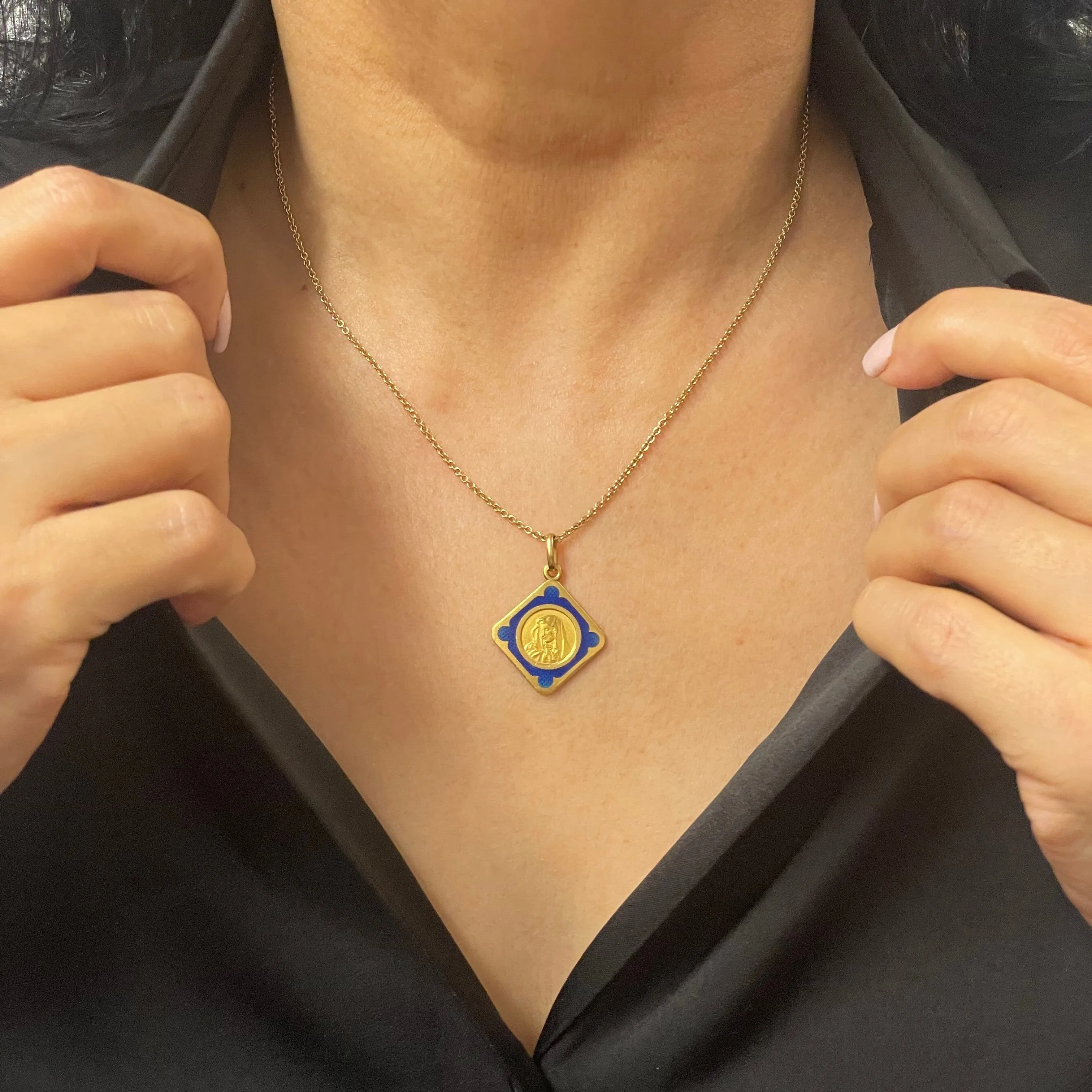 Vintage 18k solid gold virgin mary charm with blue enamel