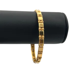Vintage 21k Yellow Gold Decorative Bangle