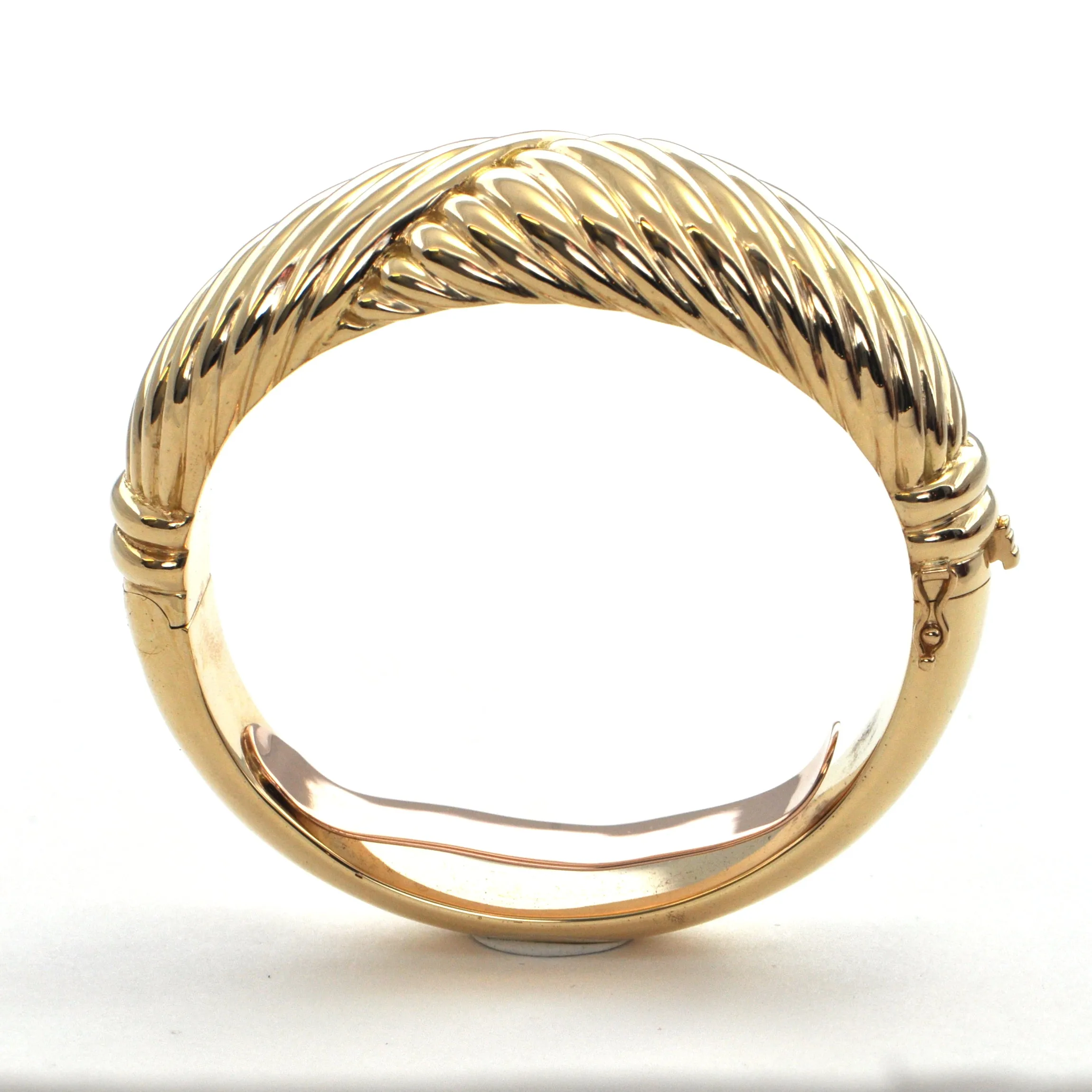 Vintage Heavy 18k hinged cuff bracelet Circa 1970