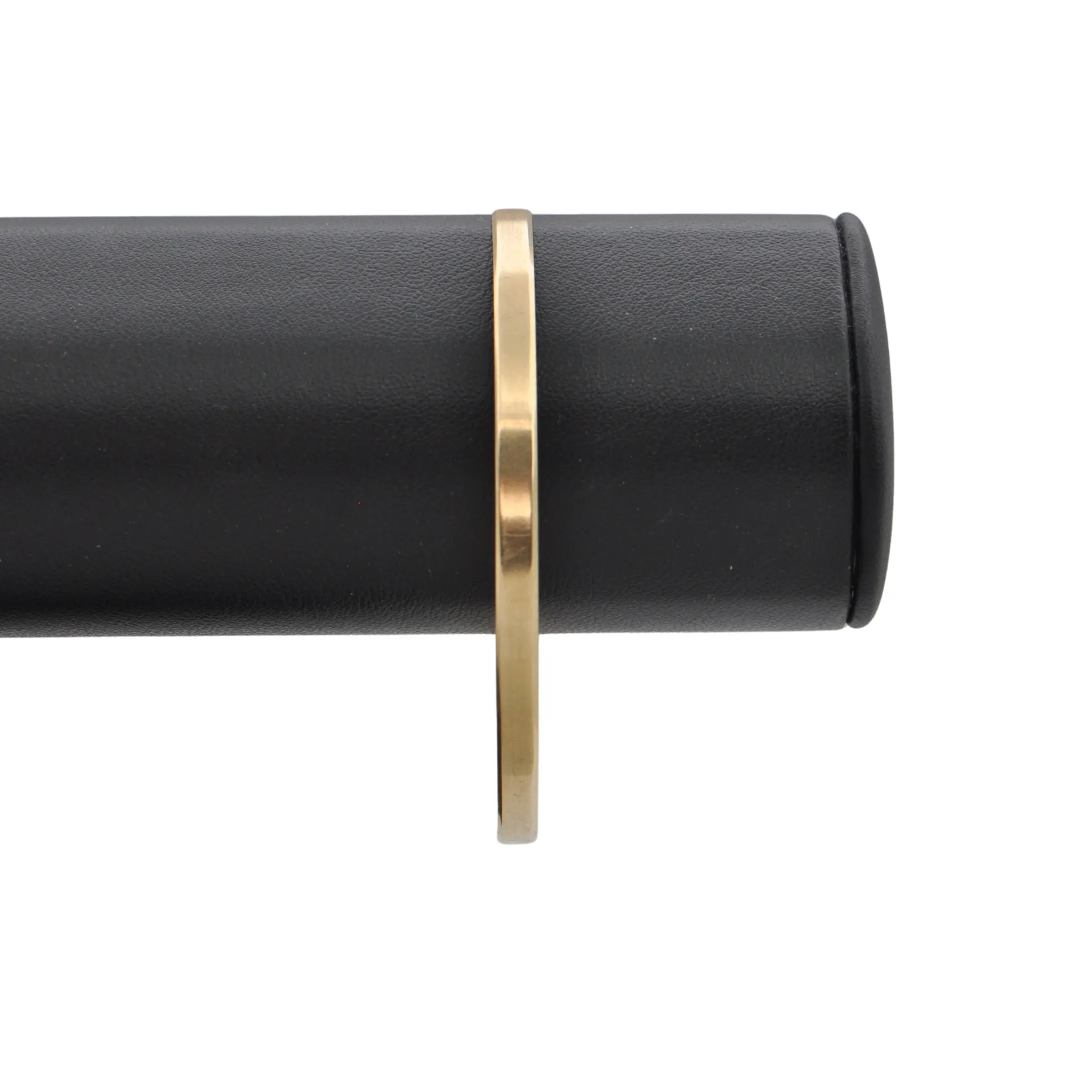 Vintage Solid 18k Gold Bangle Bracelet